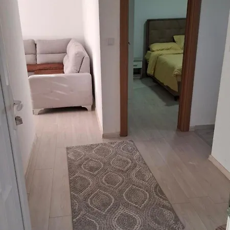 Apartment Quiet Hadzici